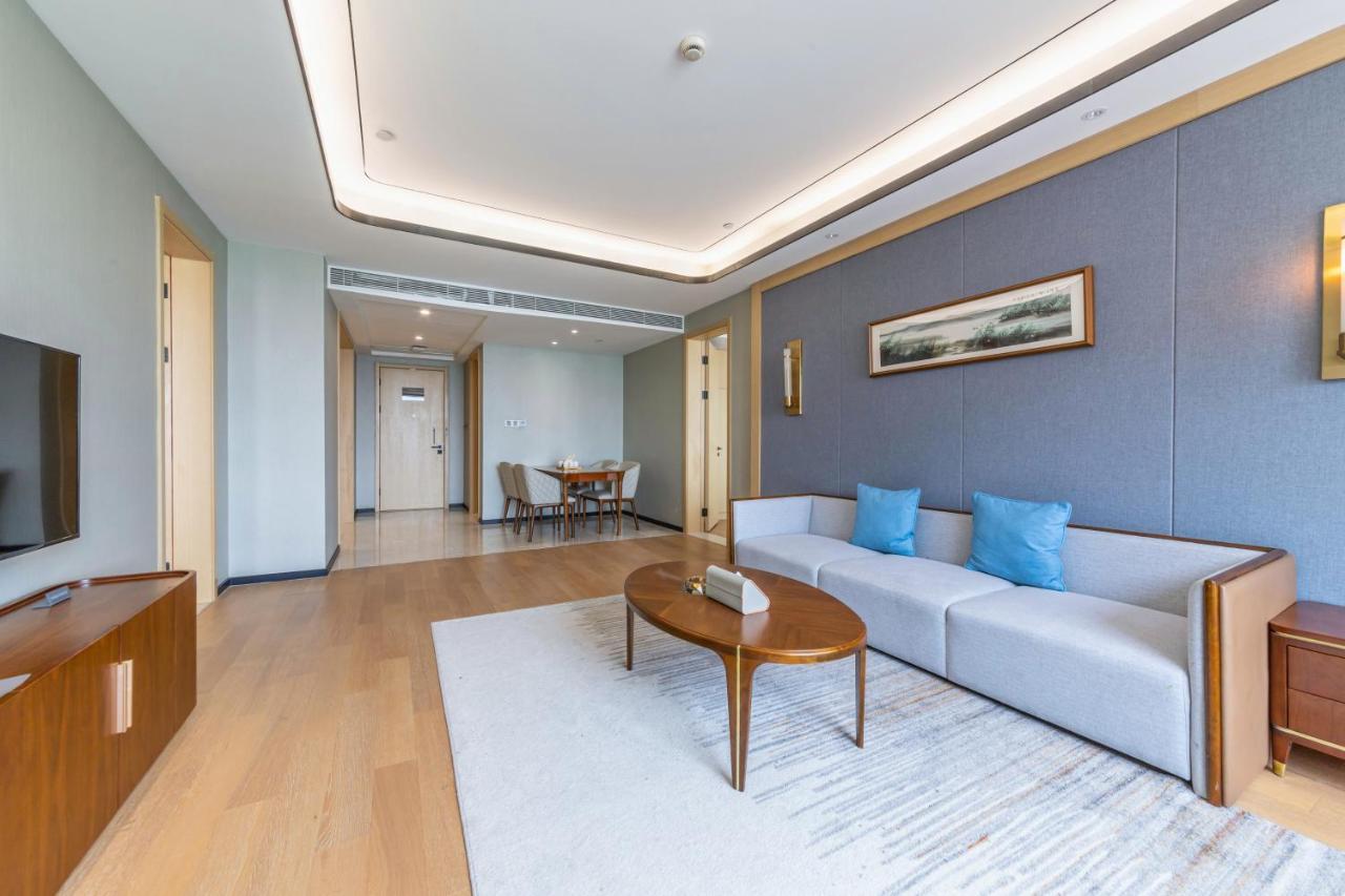 Jinling Funhome Hotel Nanjing Jiulong Lake - Nanjing South Railway Station Ngoại thất bức ảnh