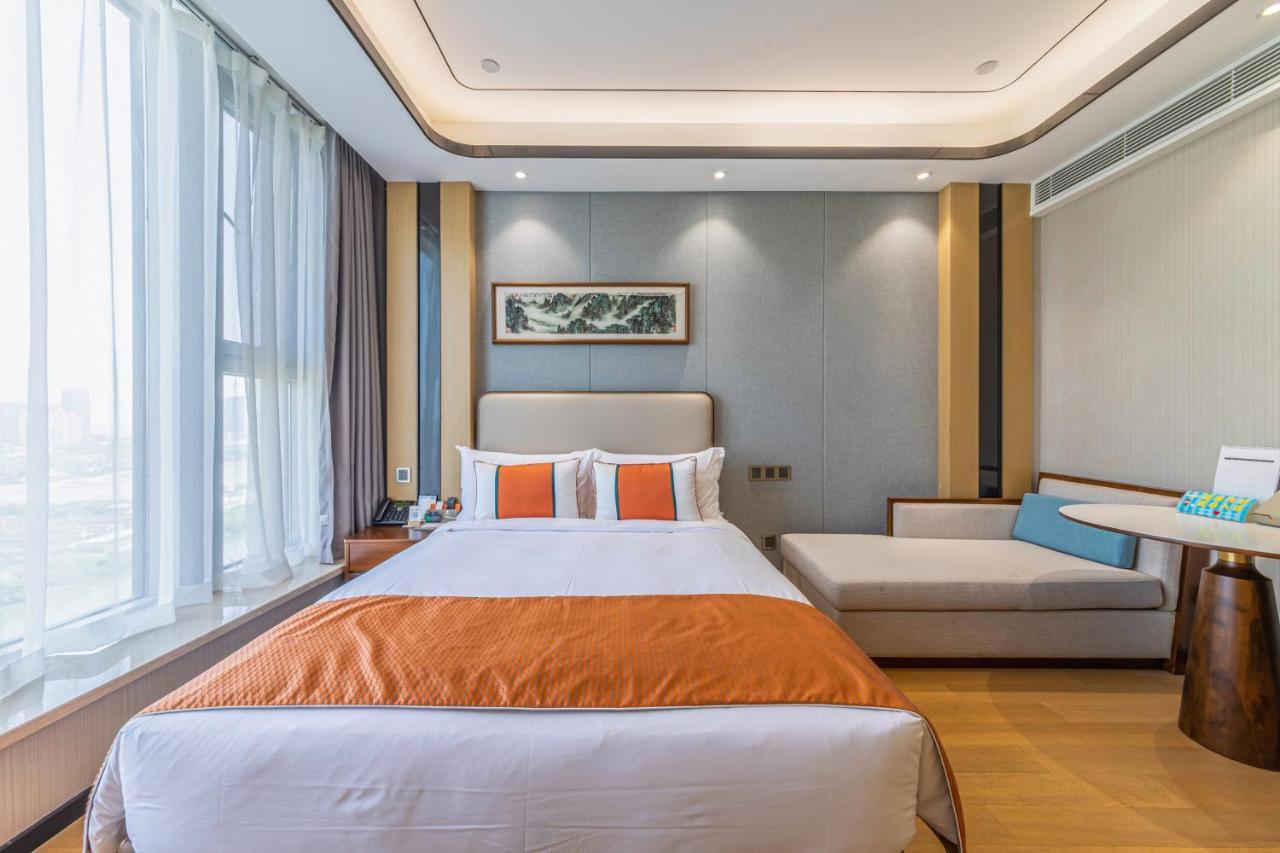 Jinling Funhome Hotel Nanjing Jiulong Lake - Nanjing South Railway Station Ngoại thất bức ảnh