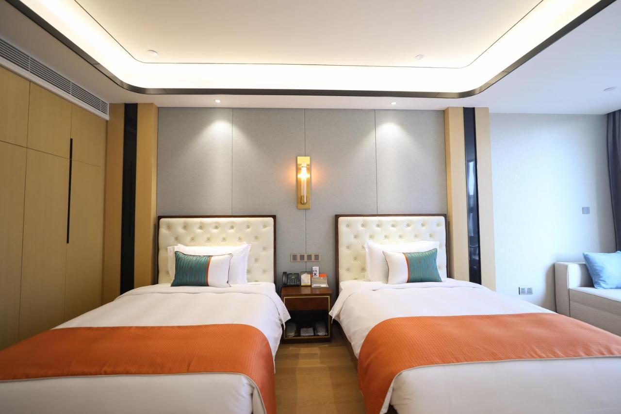 Jinling Funhome Hotel Nanjing Jiulong Lake - Nanjing South Railway Station Ngoại thất bức ảnh
