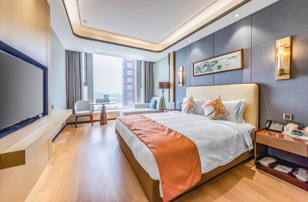 Jinling Funhome Hotel Nanjing Jiulong Lake - Nanjing South Railway Station Ngoại thất bức ảnh